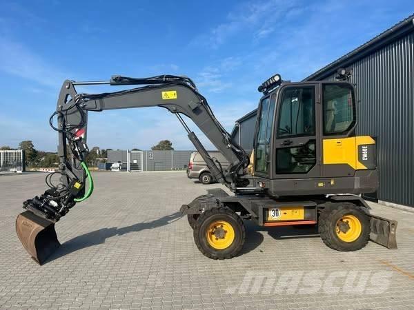Volvo EW 60 E Pelle sur pneus