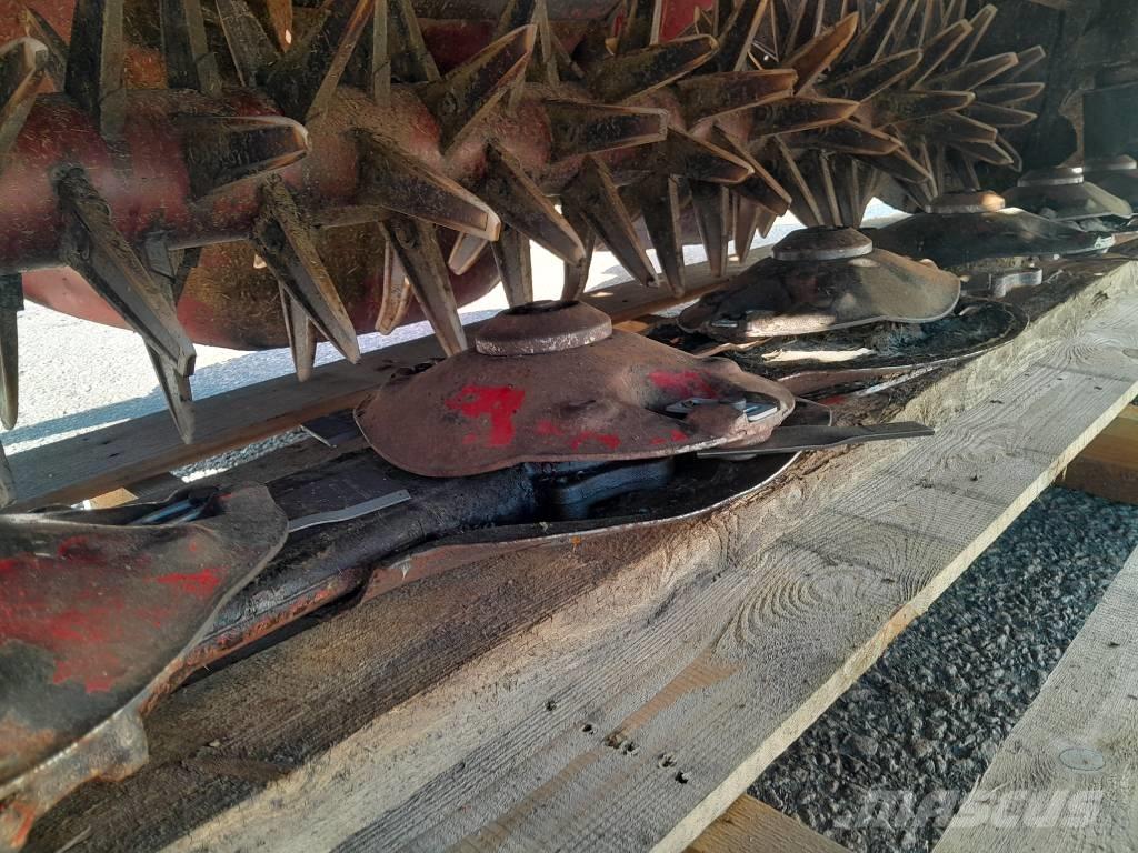 Lely 320 FC Faucheuse-conditionneuse