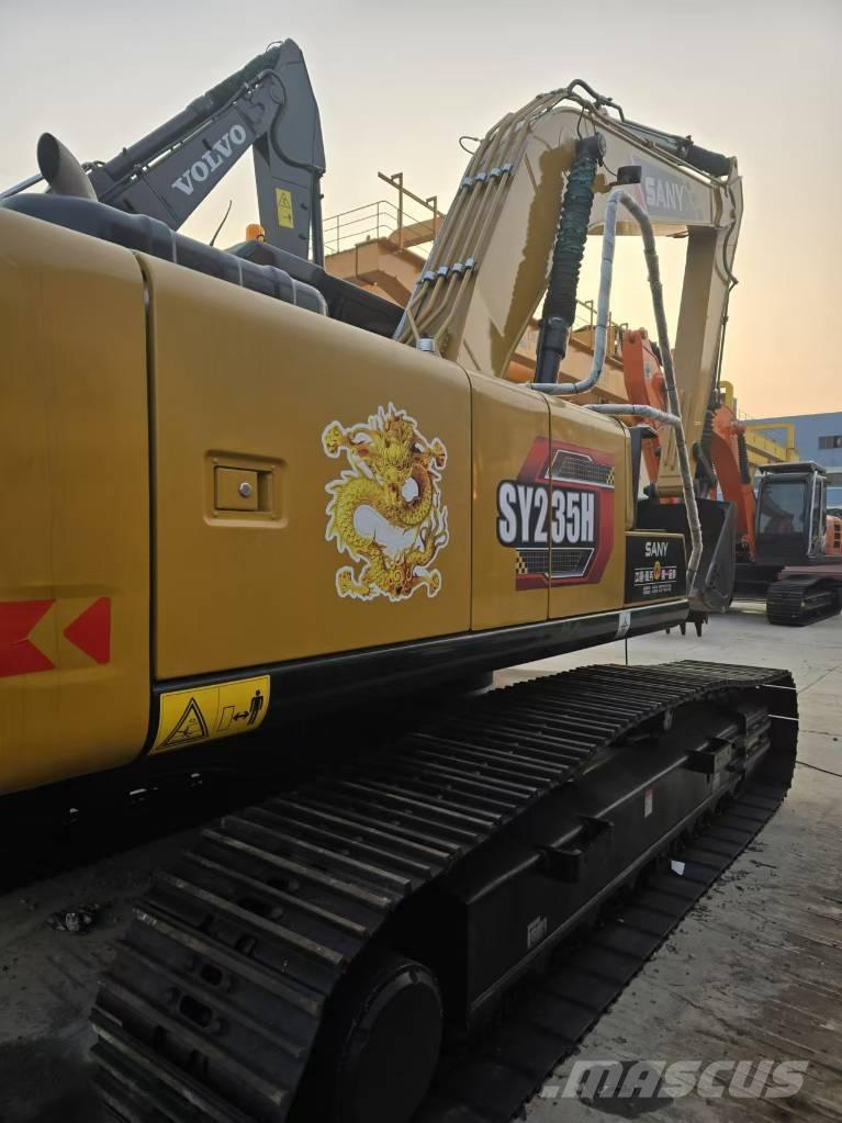 Sany SY 235 Pelle sur chenilles
