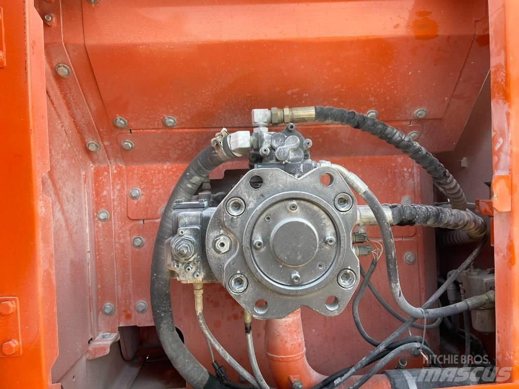 Doosan DX 260 Pelle sur chenilles