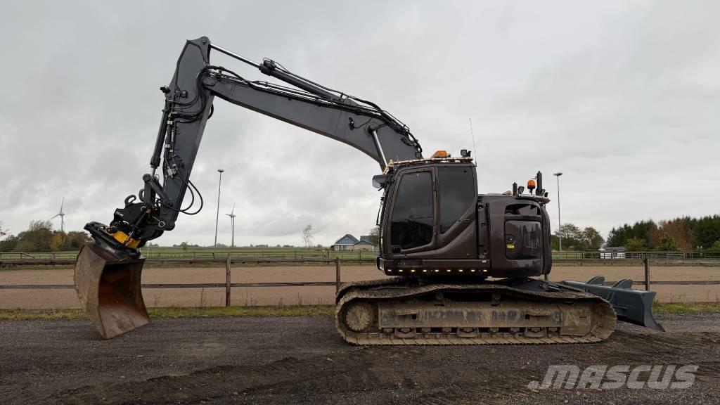 Kobelco SK 270 LC Pelle sur chenilles