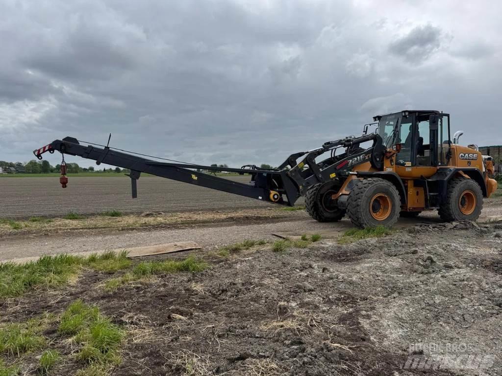 CASE 721F Chargeuse sur pneus