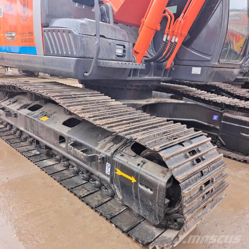 Hitachi Zaxis 200 -3G Pelle sur chenilles