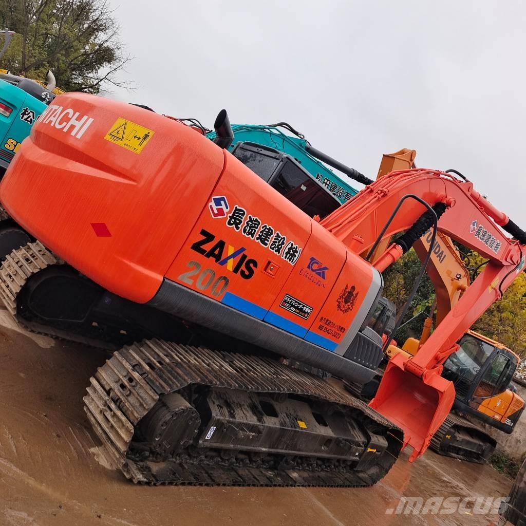 Hitachi Zaxis 200 -3G Pelle sur chenilles