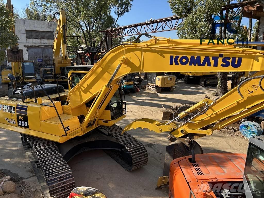 Komatsu PC 200 Pelle sur chenilles