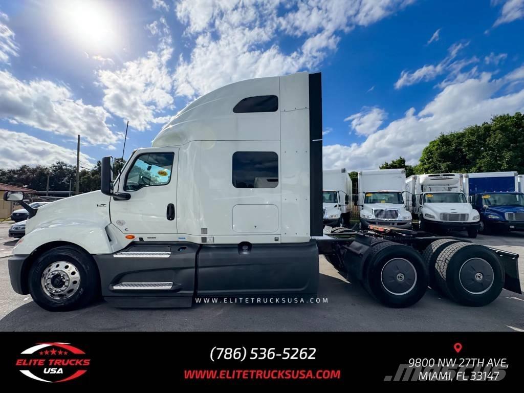 International LT Autre camion