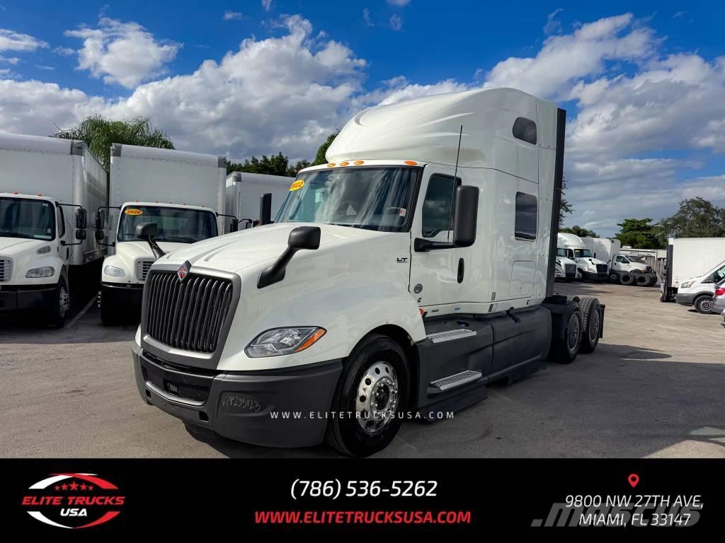 International LT Autre camion