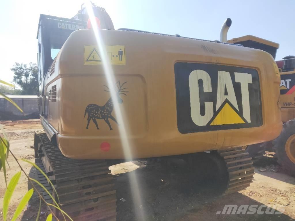CAT 330D Pelle sur chenilles