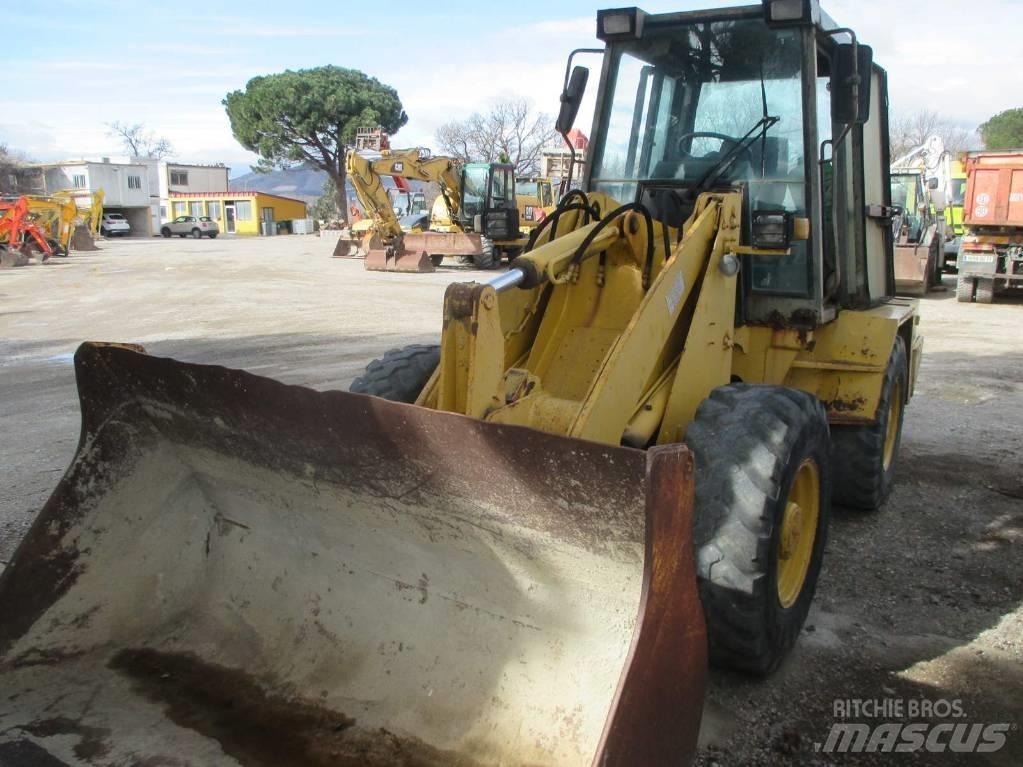 Hanomag 20 F Chargeuse sur pneus