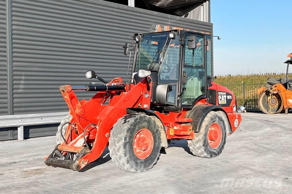 CAT 907H2 Chargeuse sur pneus