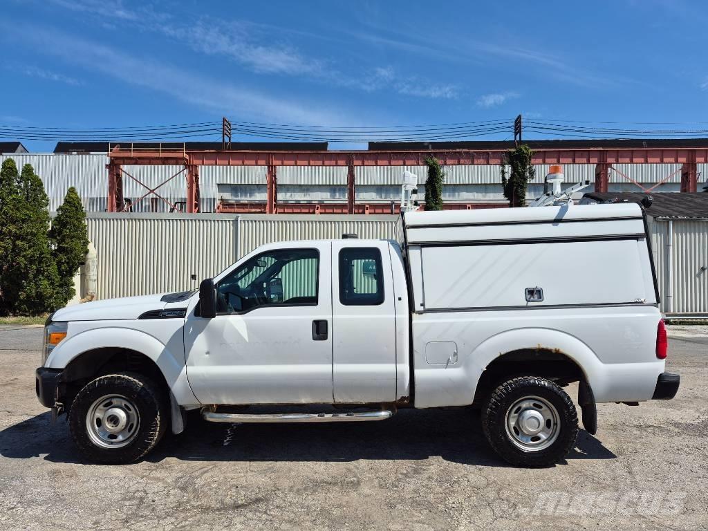 Ford F 250 Utilitaire benne