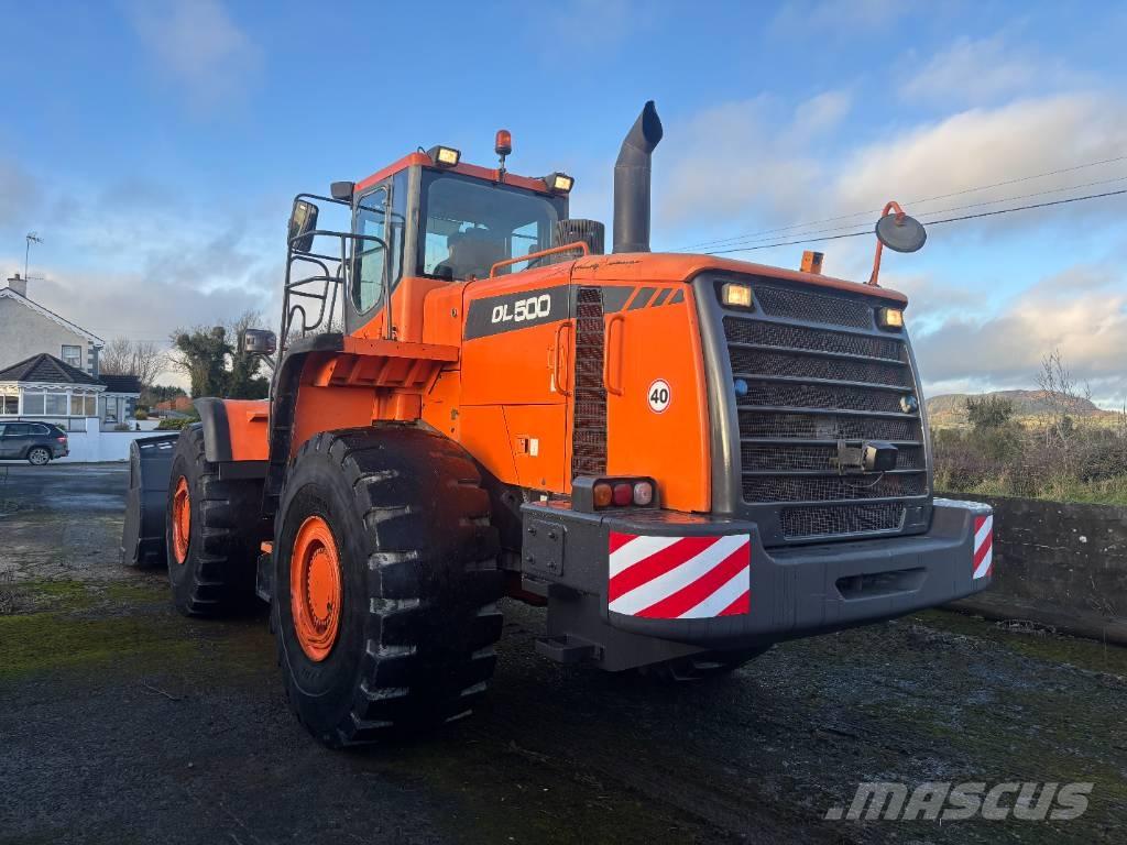 Doosan DL 500 Chargeuse sur pneus