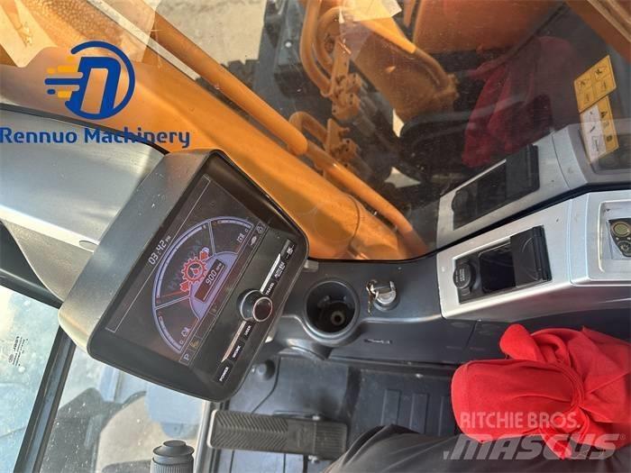 Hyundai 210W-9 Pelle sur pneus