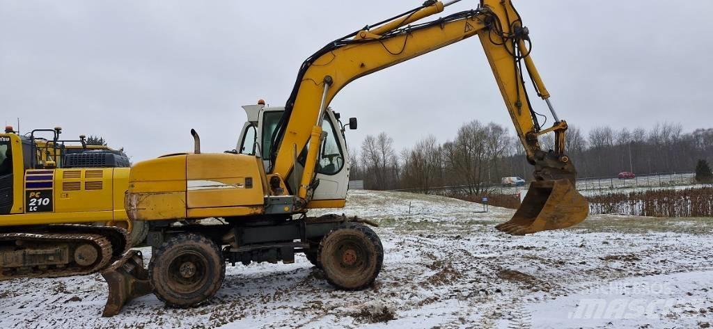 Liebherr A 314 Pelle sur pneus