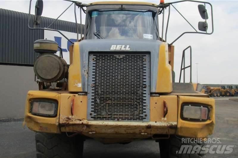 Bell B40D 6X6 Tombereau articulé