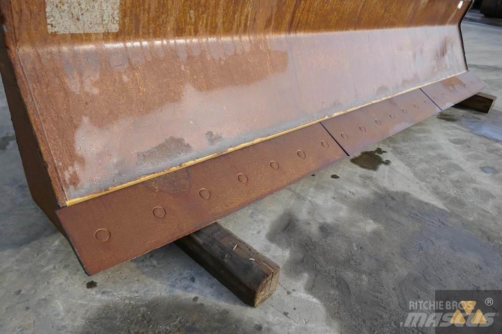 CAT Skidder blade Lame