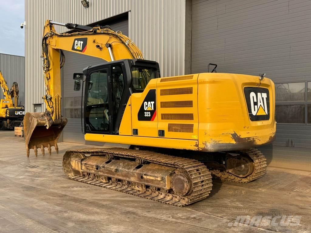 CAT 323 07A Pelle sur chenilles