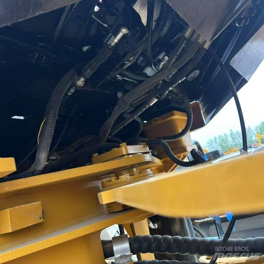 CAT 966 H Chargeuse sur pneus