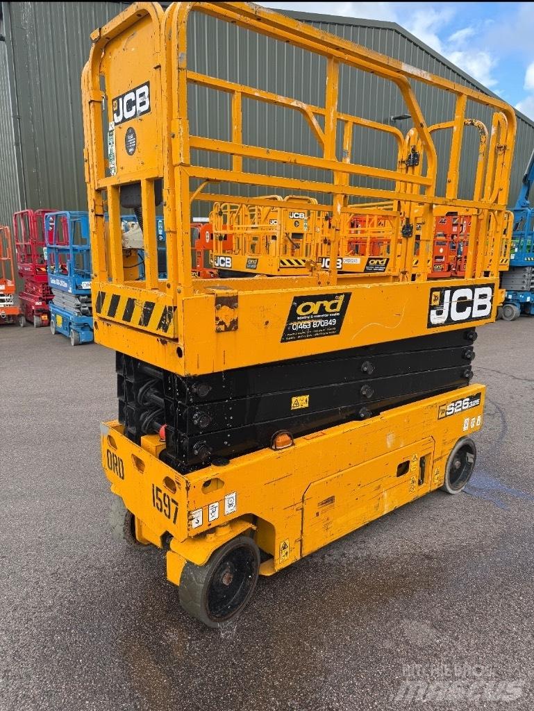 JCB S 2632 E Nacelle ciseaux