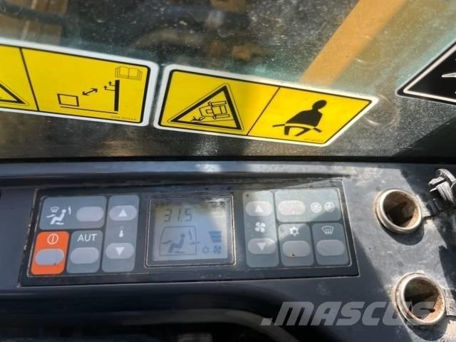 CAT 311 D Pelle sur chenilles