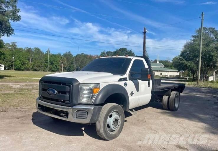 Ford F 550 Camion plateau