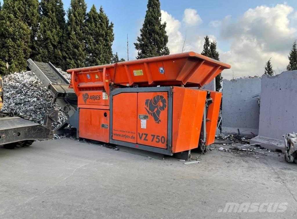 Arjes VZ 750 D Broyeur forestier