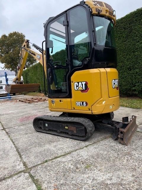 CAT 301.6 Mini pelle < 7t