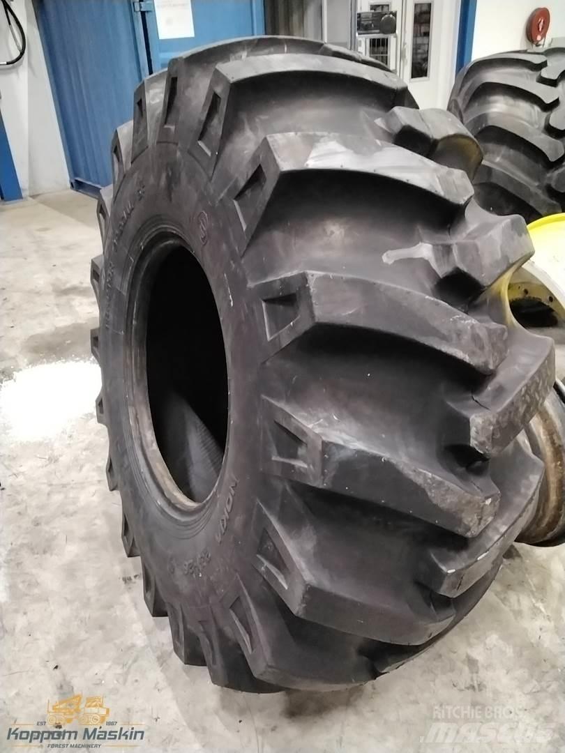 Nokian Trs 23,1x26 Pneus, roues et jantes