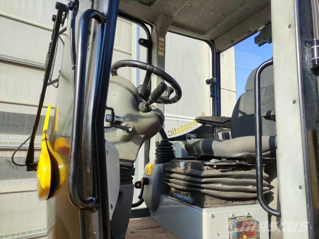 Palazzani PL45.2 Chargeuse sur pneus