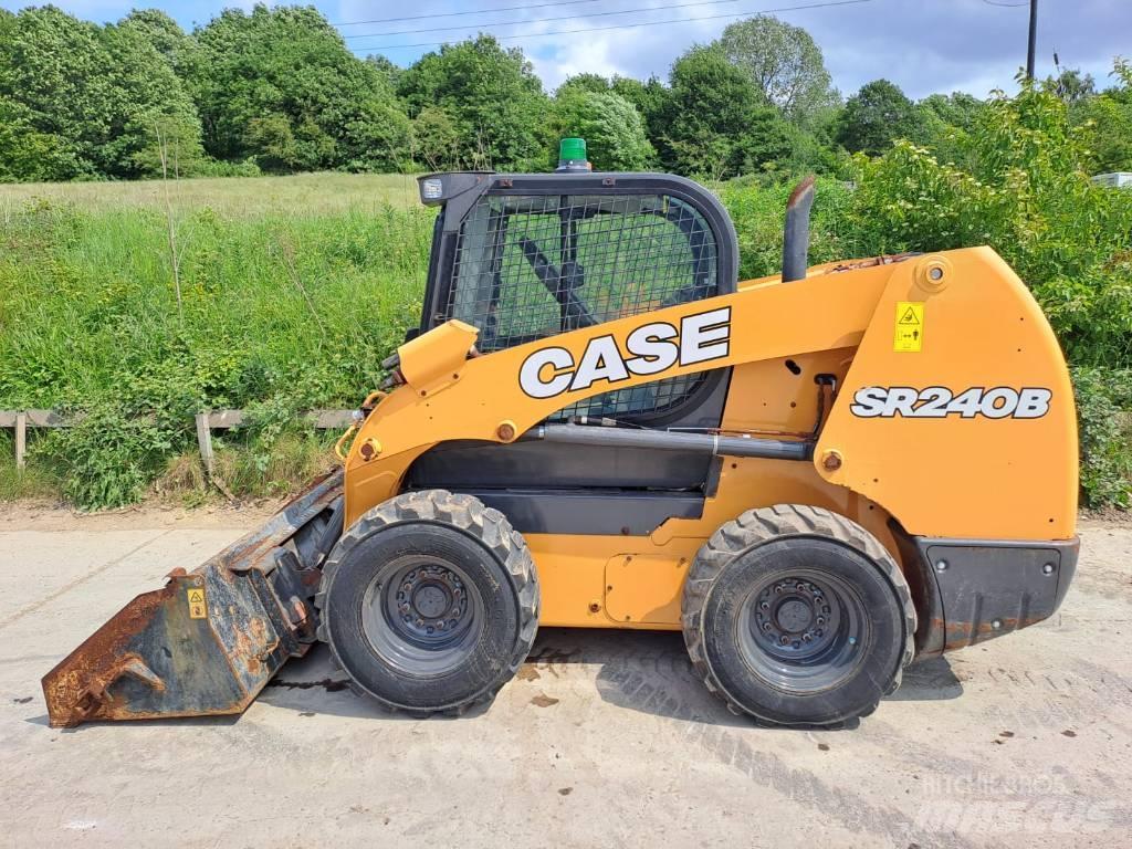 CASE SR 240 B Chargeuse compacte