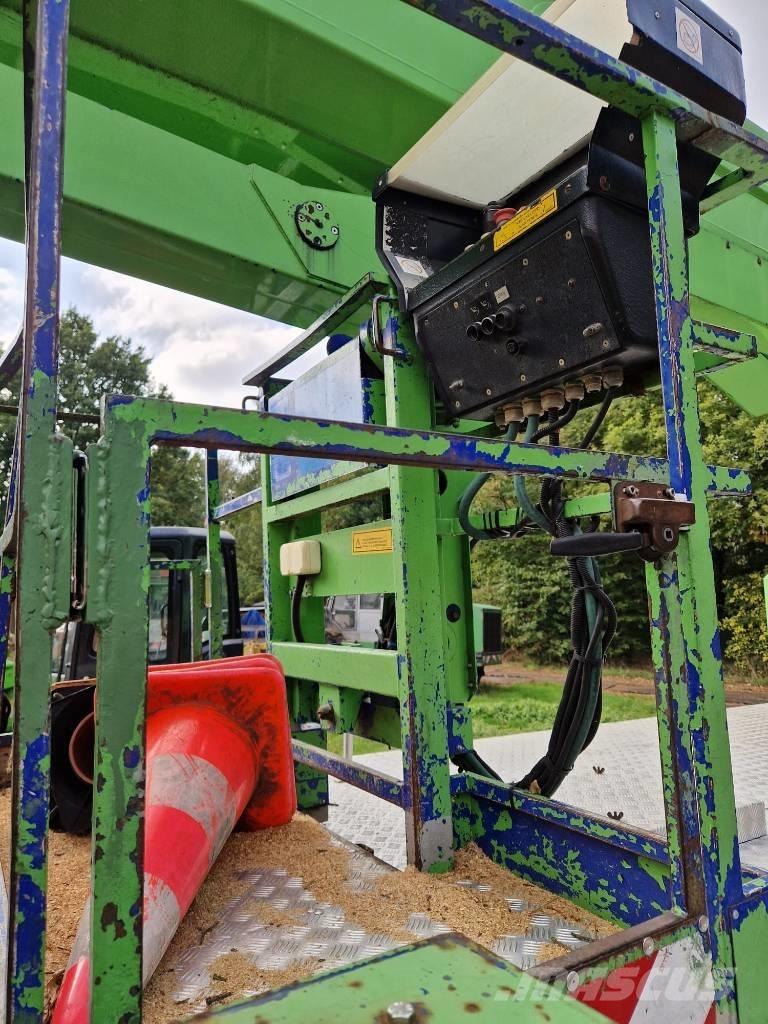 Mercedes-Benz 1824 Camion nacelle