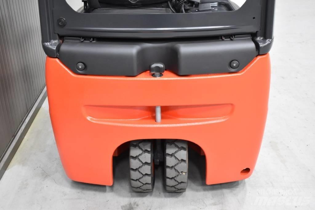 Linde E 14 - 02 Chariots élévateurs électriques