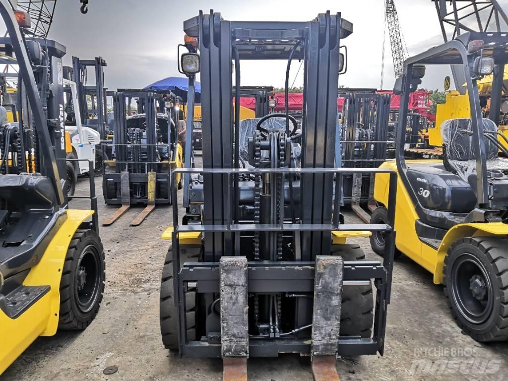 Komatsu 3 Ton Chariots diesel
