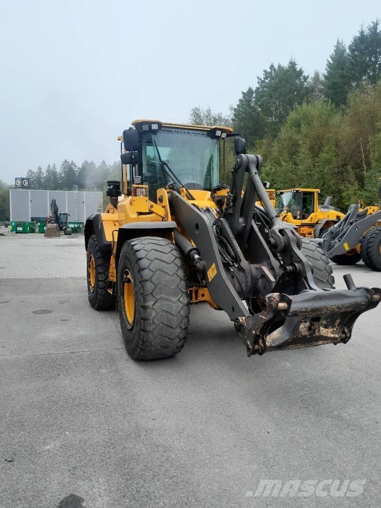 Volvo L120G Chargeuse sur pneus