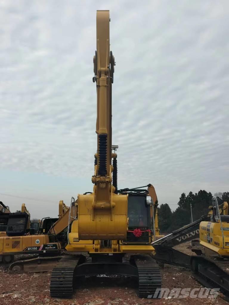 Komatsu PC 200-8 Pelle sur chenilles