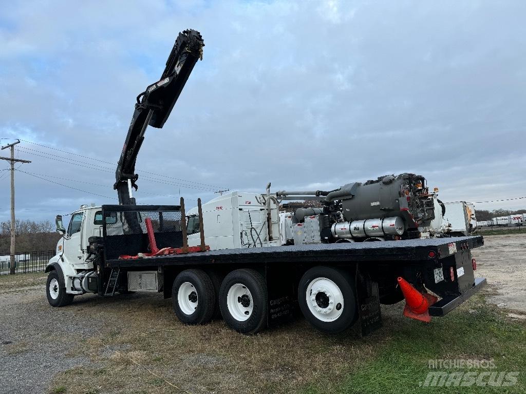 Hiab 228 E -5 HIPRO Grue sur chenilles