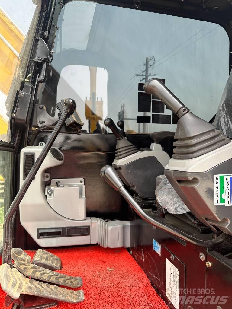 CAT 307E2 Mini pelle < 7t