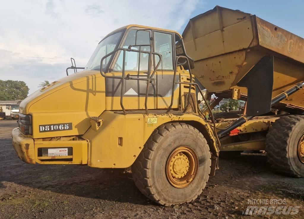 CAT 730 Tombereau articulé