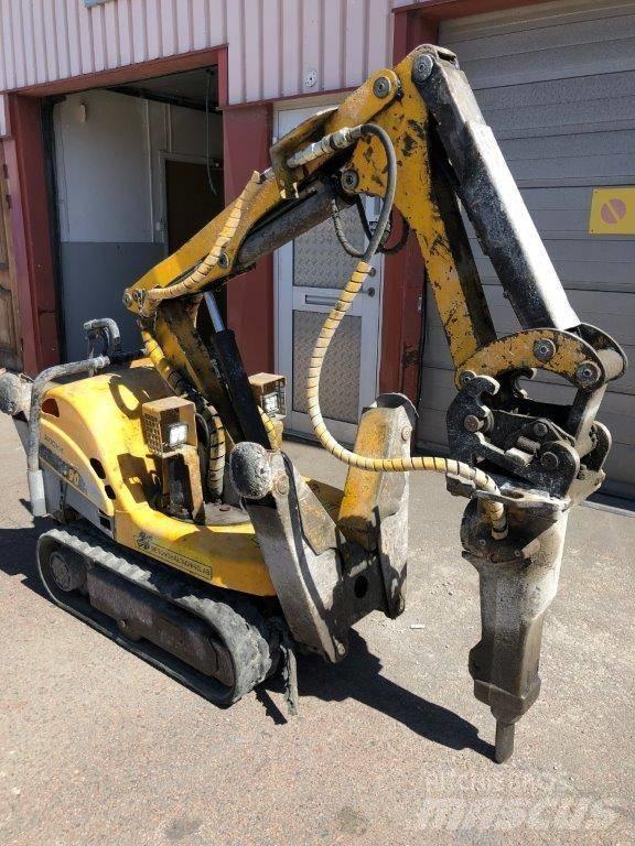 Brokk 90 Pelle de démolition
