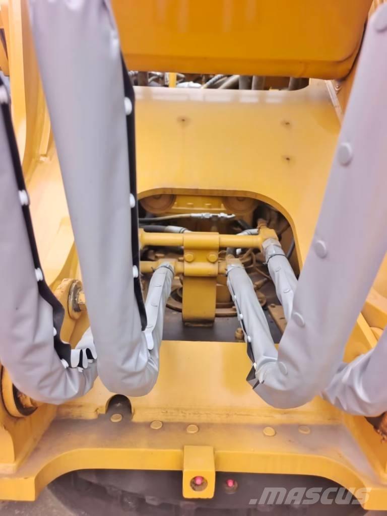 CAT 323 GC Pelle sur chenilles