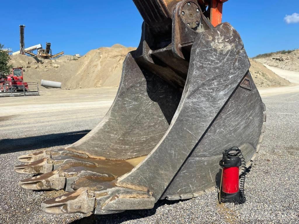 Hitachi EX 1200-6 Pelle sur chenilles