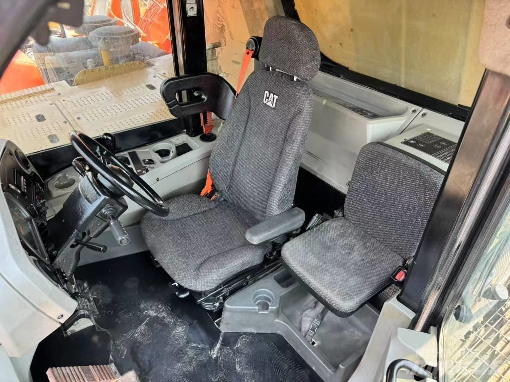 CAT 773 F Tombereau articulé