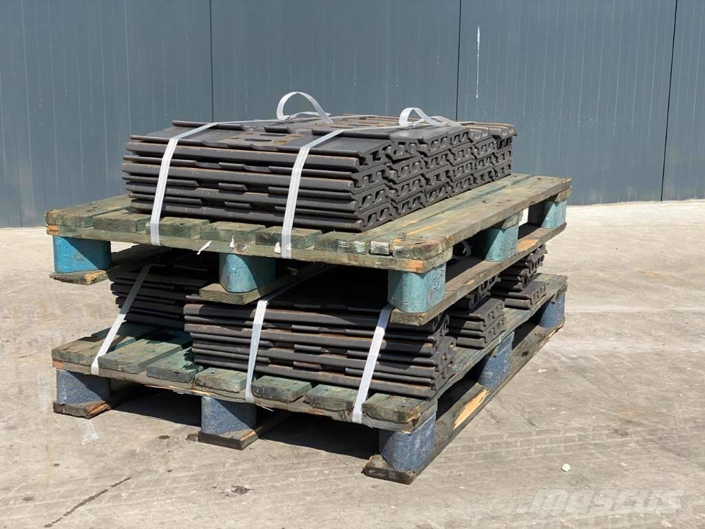 Volvo EC140 Shoes Chenilles