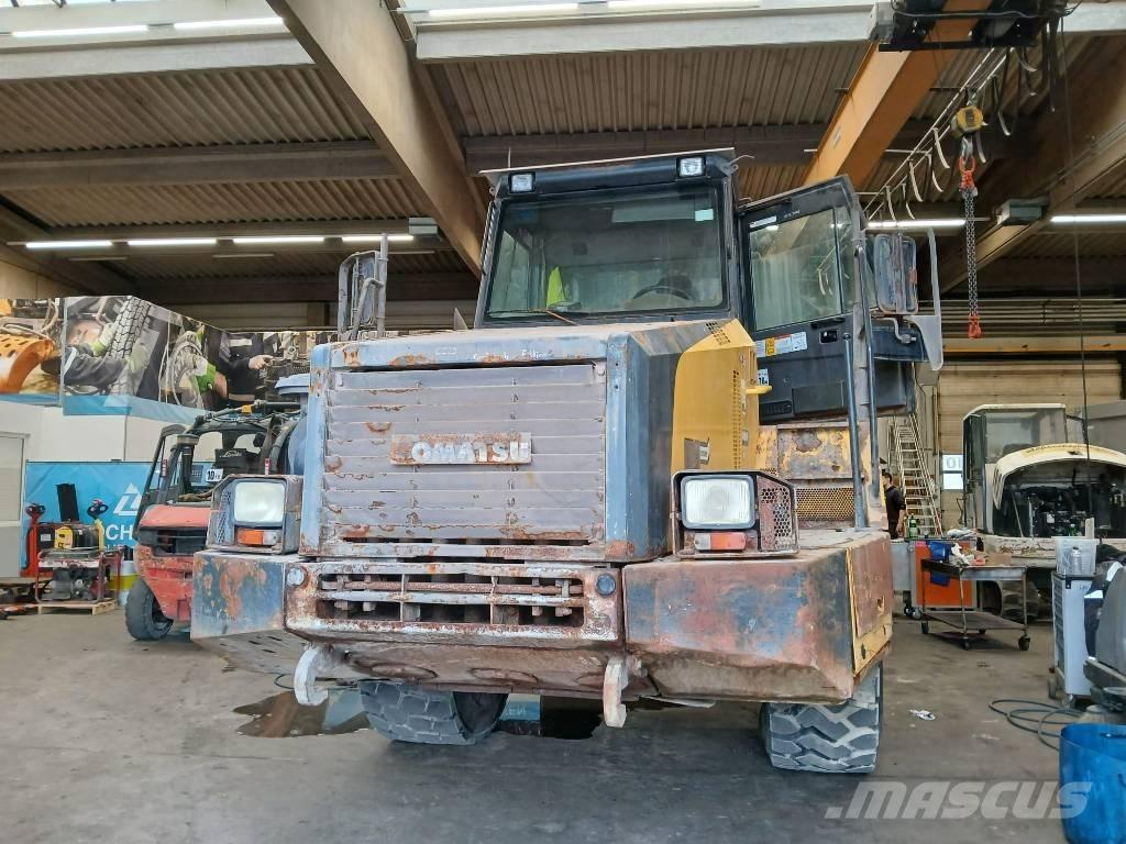 Komatsu HM 300-2 Tombereau articulé