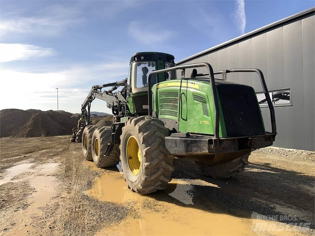 John Deere 1470E Abatteuse