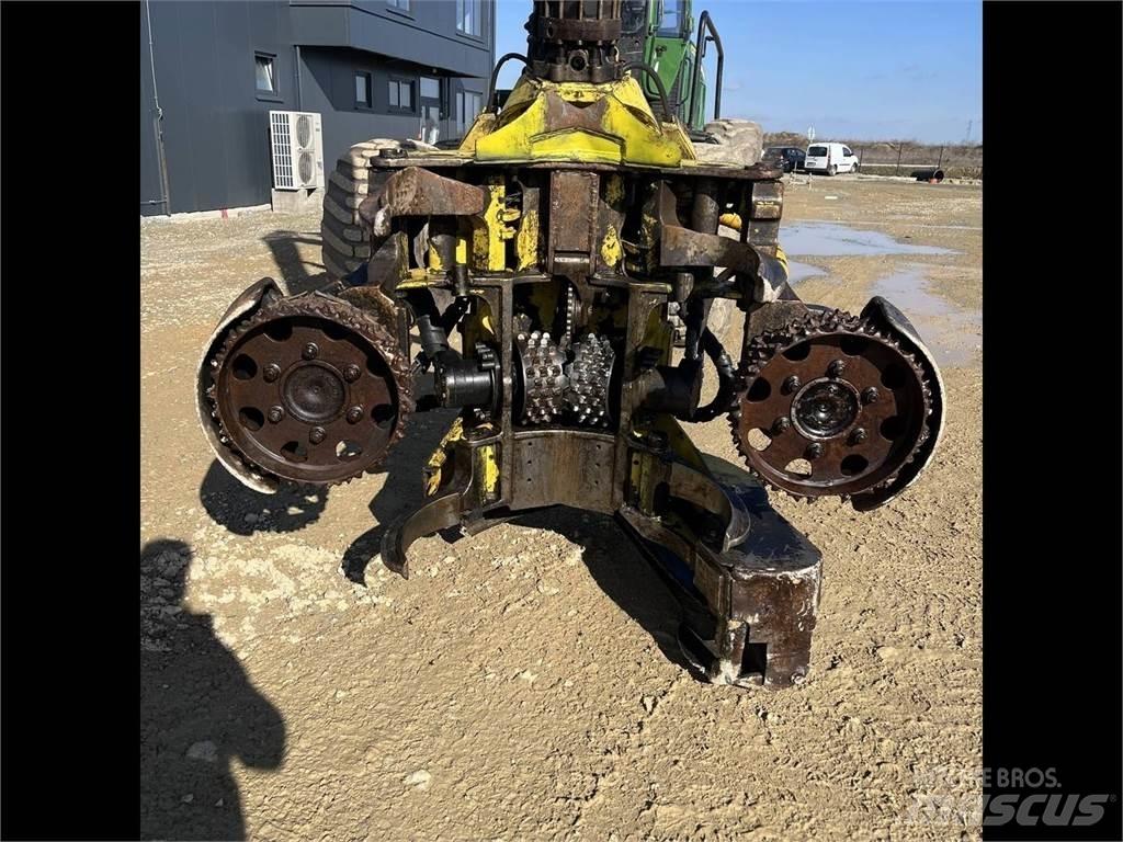 John Deere 1470E Abatteuse