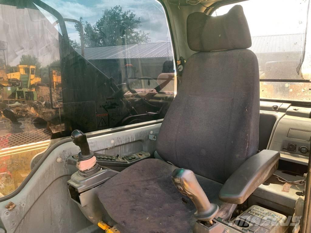 Volvo EC 290 B LC Pelle sur chenilles