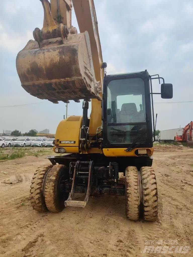 CAT M315D2 Pelle sur chenilles