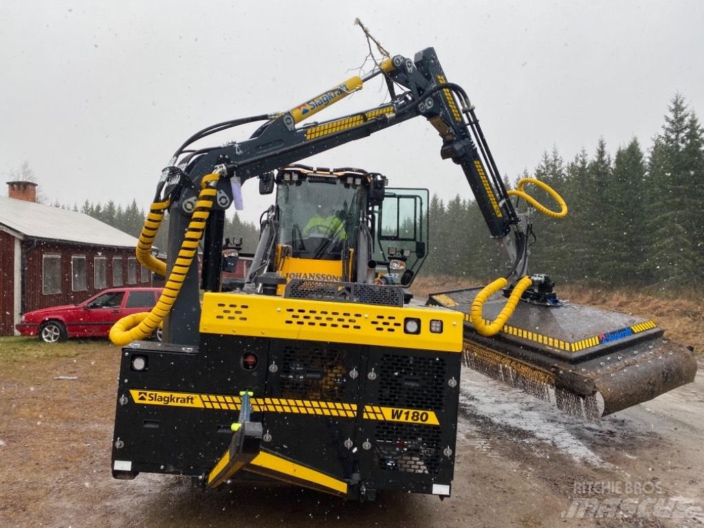  Slagkraft W180 / SC8 Chargeuse sur pneus