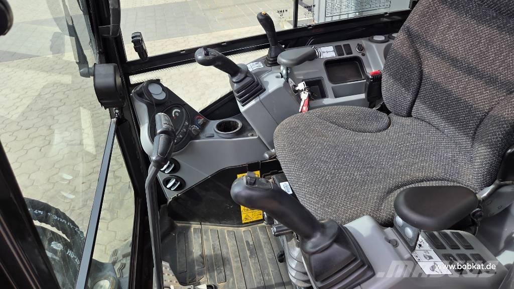 Bobcat E 26 Mini pelle < 7t